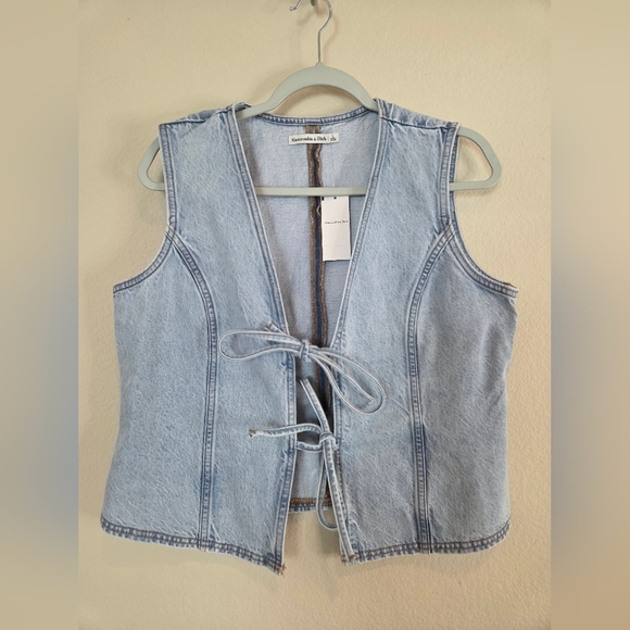 Abercrombie & Fitch Tops - Abercrombie & Fitch Sky Blue Denim Jacket
